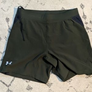 Under Armour Swyft Speedpocket running shorts